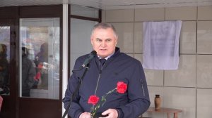 Открытие на фасаде Дворца культуры «Юбилейный» памятной доски заслуженному работнику культуры РФ Ана