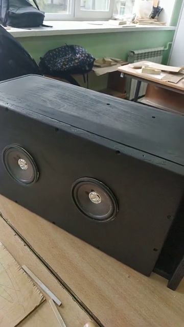 Деревянная колонка жёсткий фонк смотреть онлайн