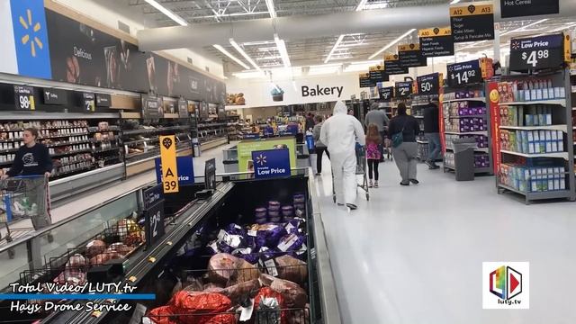 Shopper in Hazmat Suit at WalMart, Hays, KS 3/21/20 смотреть онлайн