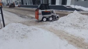 Очень маленький) погрузчик Bobcat 463