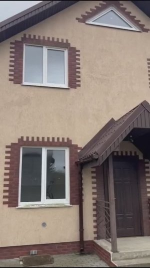 Дом с баней и беседкой