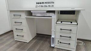Маникюрный стол с розетками в тумбе и вытяжкой Вераксо