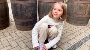 Мисс Кэти (Miss Katy) - ВЛОГ в парке с аттракционами