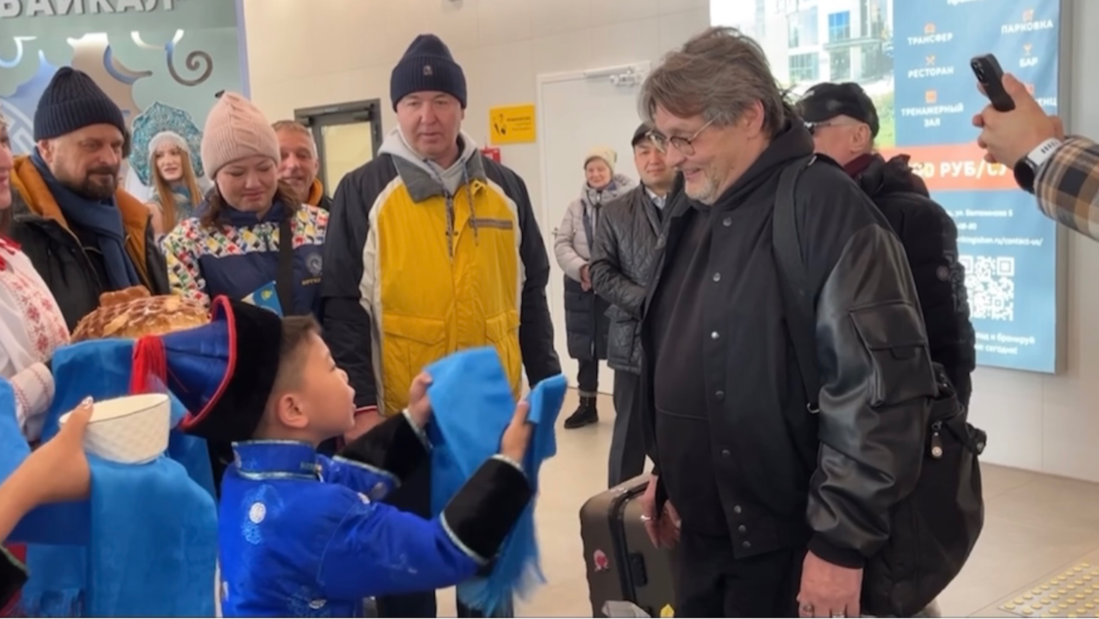 Скоро начнётся рыбалка. В  Улан-Удэ прилетел  Александр Домогаров. Байкальская рыбалка. 28.03.2025