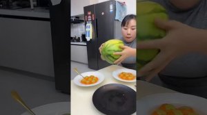 自私老公在我眼皮底下藏雞蛋，我全部拿走吃掉，我讓他錯過烤雞最後他什麼都沒吃到【胖嫂美食】