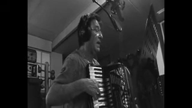 "Canzone di due soldi "/Два сoльди//Two-penny song/ смотреть онлайн