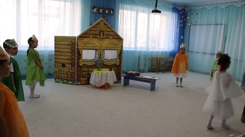 12 группа  театр