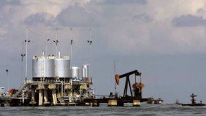 Трамп ввел пошлину 25% против закупающих у Венесуэлы газ и нефть стран