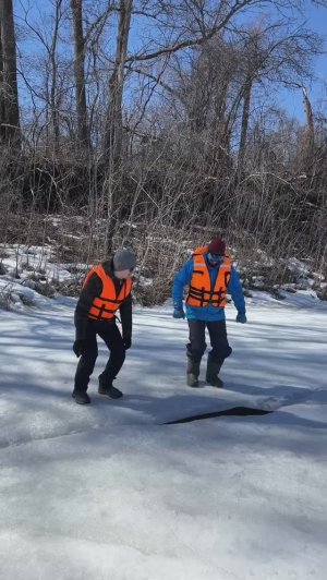 Катаемся на льдинах. Открываем водный сезон!