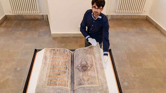 МИСТИЧЕСКИЕ ГРИМУАРЫ ДОЖИВШИЕ ДО НАШИХ ДНЕЙ смотреть онлайн