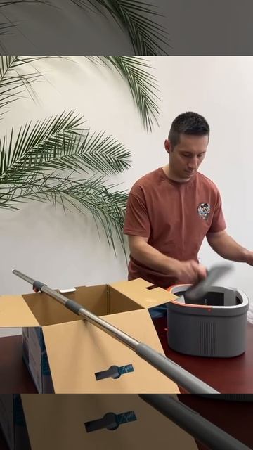 Мастер-класс распаковка и сборка умной швабры RUSH#shorts смотреть онлайн