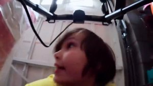 Мисс Кэти (Miss Katy) - Глухие прятки в доме