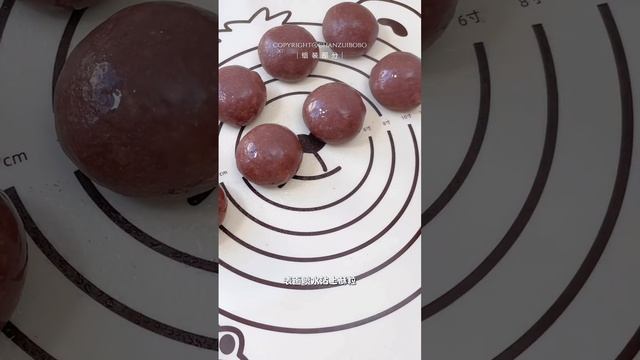 Невероятно вкусно! Шоколадные булочки со сливочным кремом покорят вас с первого укуса!