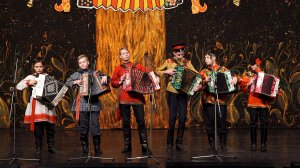 Ансамбль гармонистов "Цыганочка"