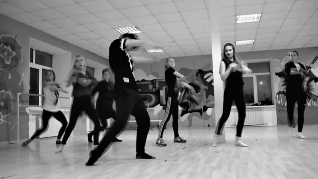 Vogue Femme choreo by Ruslan Deryugin смотреть онлайн