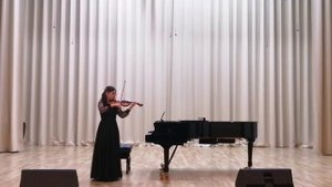 Бурцева Софья, 13 лет, скрипка, Детская музыкальная школа "МГМИ им. Шопена"