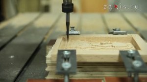 портрет В. В. Путина на станке ЧПУ // CNC router milling a portrait of Putin