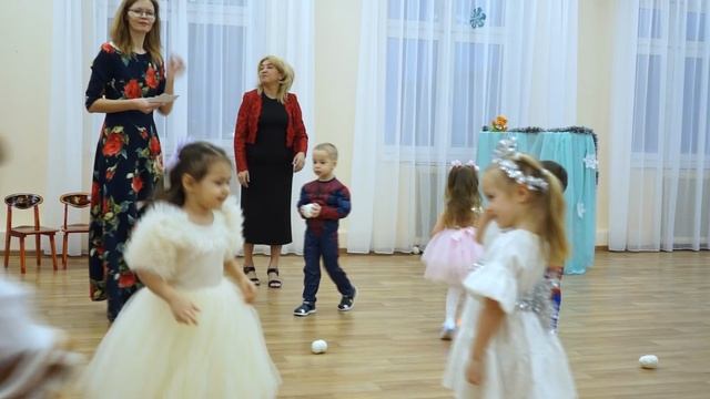 Новогодний Утренник Пчёлки