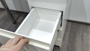 Маникюрный стол с вытяжкой Вераксо и фасадами МДФ