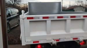 Самосвал Исузу Эльф от компании ФастТрак едет к новому клиенту 2025-03-28 18-50-47