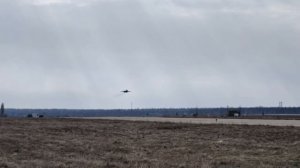 Посадка Су-34 на «брюхо». Пилоты имели право катапультироваться, но решились спасти самолет.