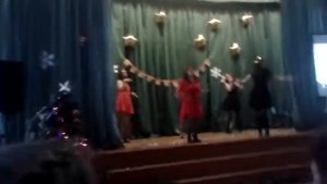 Танец старшеклассниц