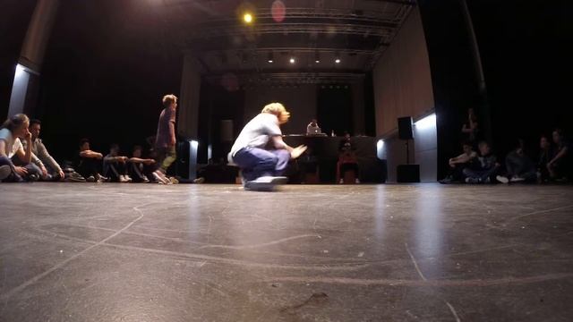 Bboy Nathan vs Bboy Jappe Semi-Final @De Kriekelaar Battle 2016 смотреть онлайн