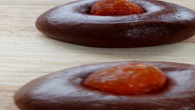 Шоколадное печенье с кумкватами