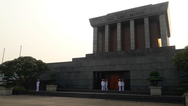 Мавзолей Хо Ши Мина