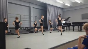 Танцую с коллективом