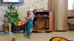 Первые шаги малыша