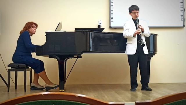 Фоменко Денис кларнет13 лет ДШИ г.Видное