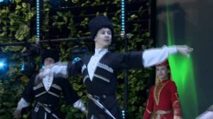 Заслуженный коллектив народного творчества России ансамбль "Зори Майкопа"