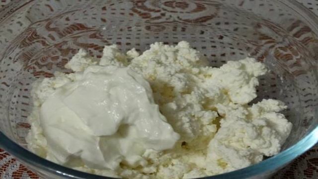 Творожные сырки в шоколаде на печенье