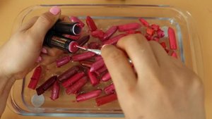 Слайм Lipstics -  смешивает 50 губных помад в прозрачную слизь. Увлекательное видео со слизью! ★ASMR