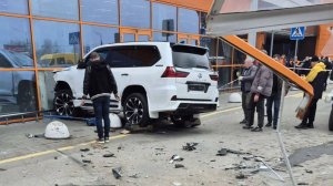 Аварии и ДТП на дорогах ТОРОПЫГИ  и Водятлы за рулем - ВЕСНА