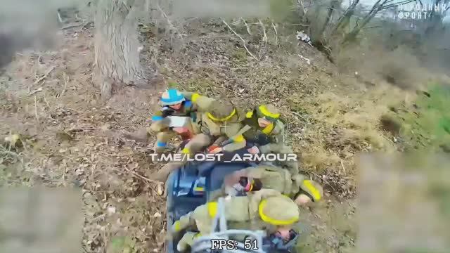 Поражение FPV-дроном КВН группы пехоты ВСУ на квадроцикле западнее Константинополя