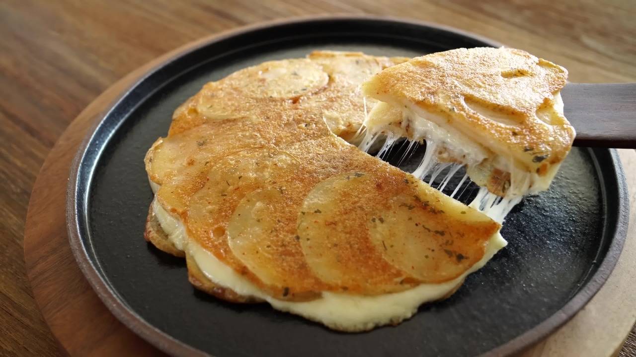 Картофель с сыром - Проcтой и быстрый рецепт смотреть онлайн