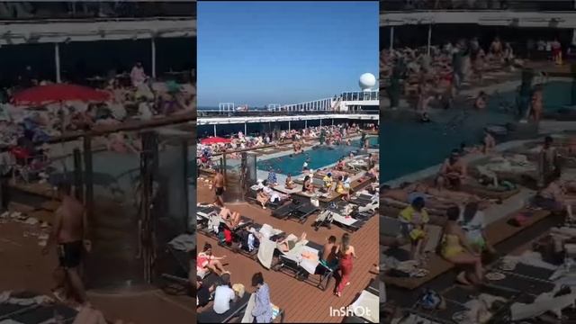 Пляжный остров Сир - Бани- Яс в Персидском заливе и бассейне на лайнере.