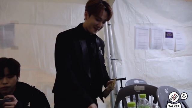 Stray Kids на «SKZ-TALKER», эпизод 43 смотреть онлайн