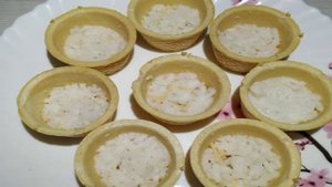 Тарталетки с красной рыбой