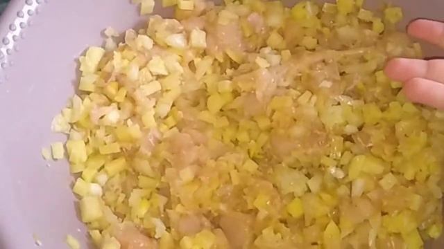 Самсы из СЛОЁНОГО тесто. Получаются очень вкусно.#самсарецепт#самсаскурицей