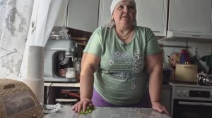 Красиво будут стоять/отправила посылку/все поросятам/ скаталась зря