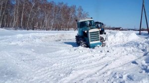 Ранний гусеничный трактор ДТ-75