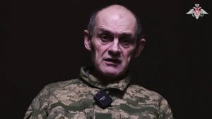 Притворился гражданским, чтобы остаться жить в России