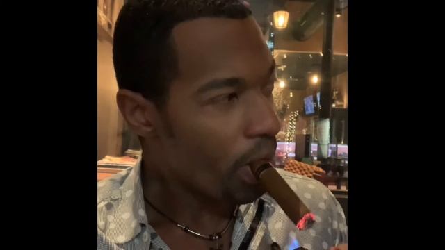 Cigar review by Savvy “Guardian of the farm cigar” смотреть онлайн