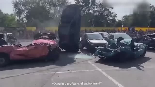 ИДИОТЫ НА ДОРОГЕ смотреть онлайн