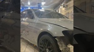 Оклейка Mercedes Е220 цветной полиуретановой пленкой в Туле