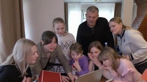 Большая семья из хорватского Загреба решила переехать в Псковскую область