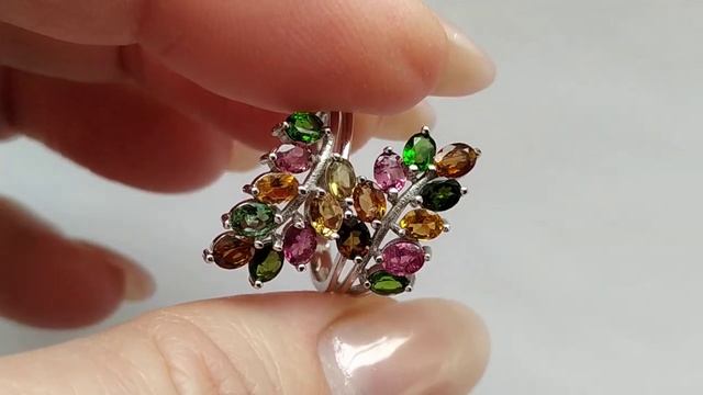 Серебряное кольцо с натуральными африканскими турмалинами 4х3 мм день